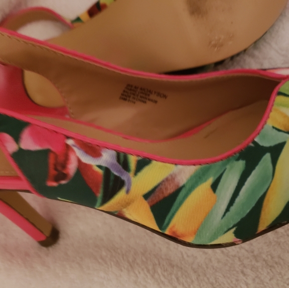 Mootsie tootsies - Picture 3 of 5